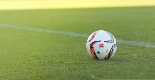 أديداس وعلاقتها بكأس العالم لكرة القدم